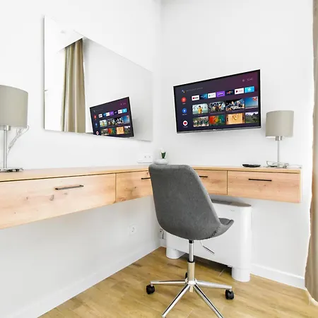 Modern 1bd Near Paradise Center & Vitosha Metro By Flat Manager شقة