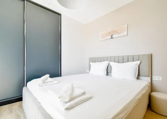 Modern 1bd Near Paradise Center & Vitosha Metro By Flat Manager アパート ソフィア